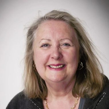 Professor Christine  Foyer