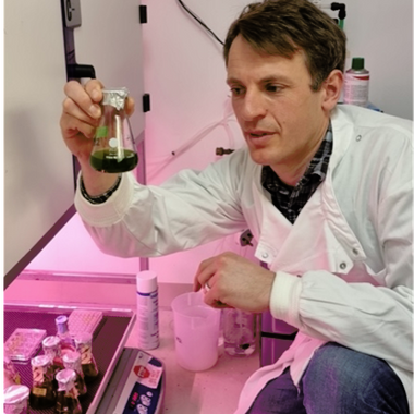 Prof. Luke Mackinder