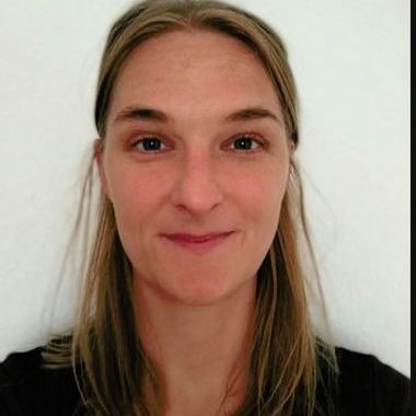 Dr. Laura Stidsholt