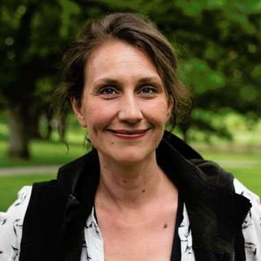 Dr. Heidi  MacLean