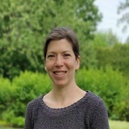 Dr. Sandra  Binning
