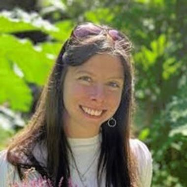 Dr  Lorna  McAusland