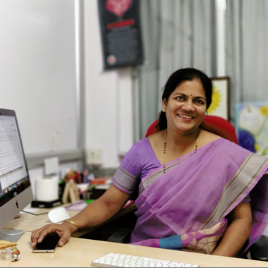 Dr Madhu  Tapadia