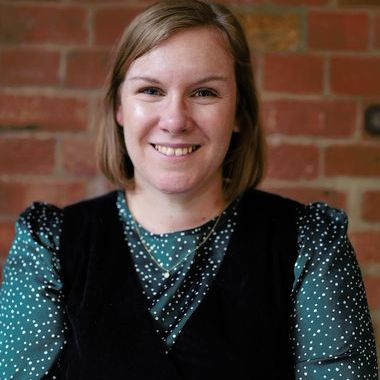 Dr Dominque Morneau-Brosnan