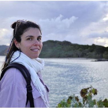 Dr Carolina  Madeira